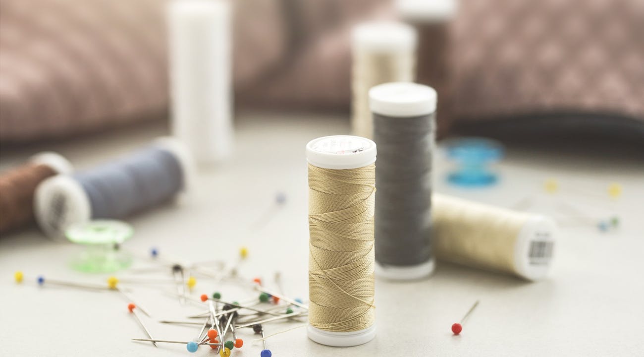 sewing-g35f09c4d6_1920